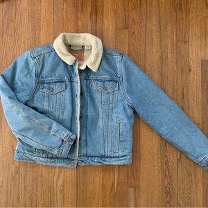 Levis Sherpa Lined Denim Jacket